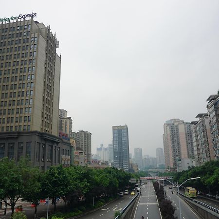 Holiday Inn Express Chongqing Guanyinqiao By Ihg Exterior photo