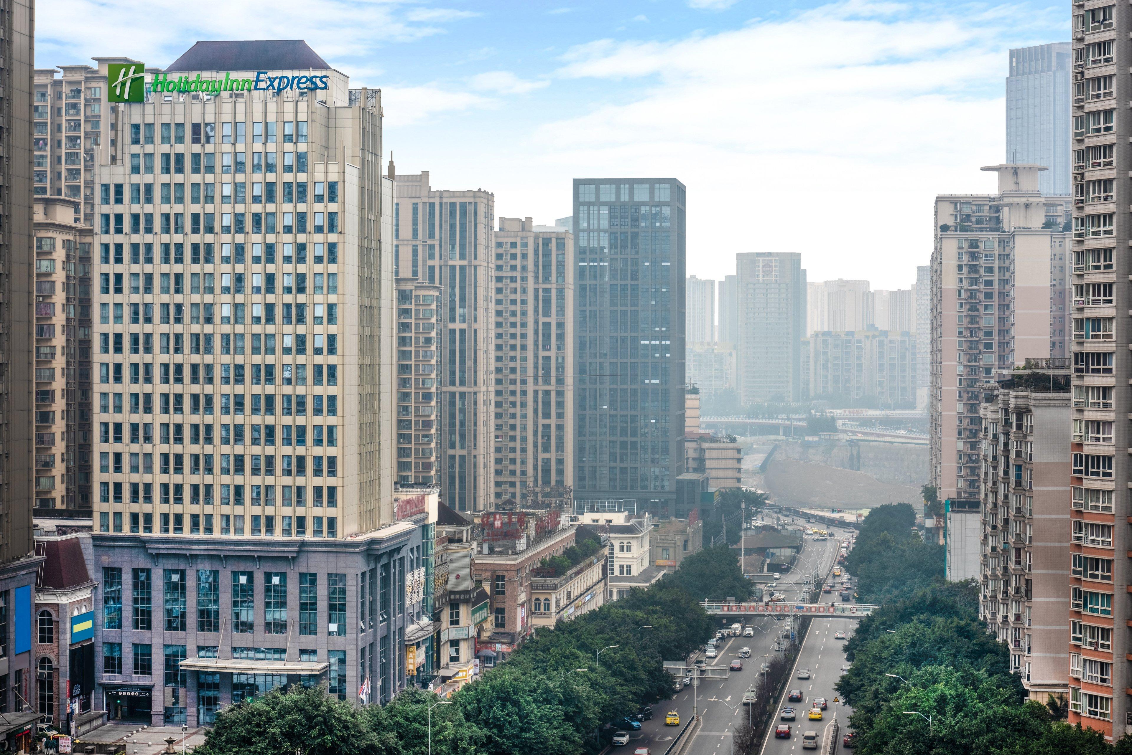 Holiday Inn Express Chongqing Guanyinqiao By Ihg Exterior photo
